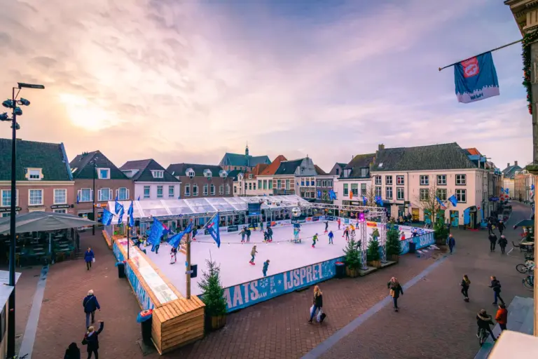 Ijsbaan markt Harderwijk
